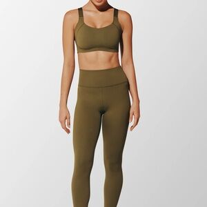 NWT Thirdlove TempSync Workout Set - Moss